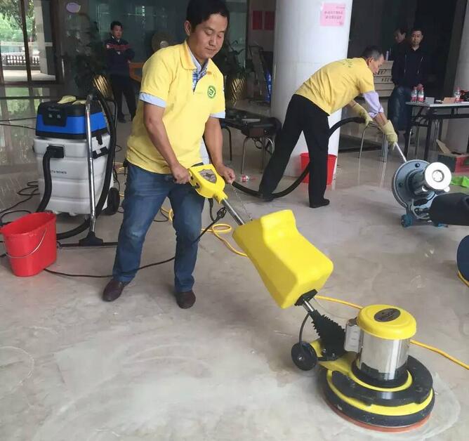 大理石使用中出现裂痕怎么进行翻新工作